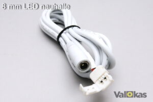 Liitosjohto 8 mm LED nauhalle DC2,1 mm uros liittimellä. Pituus 200 cm. Valkoinen PVC johto.